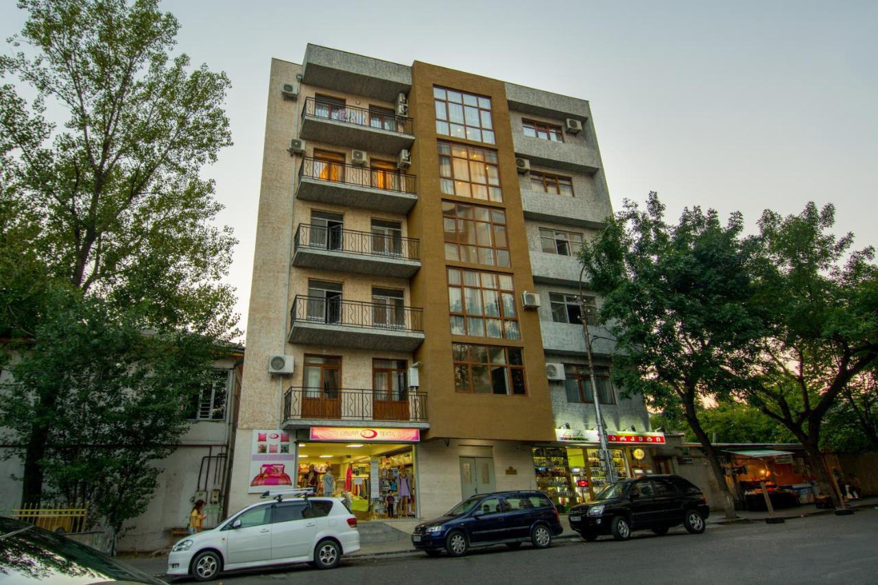 Mg Apartments In Tbiliszi Kültér fotó