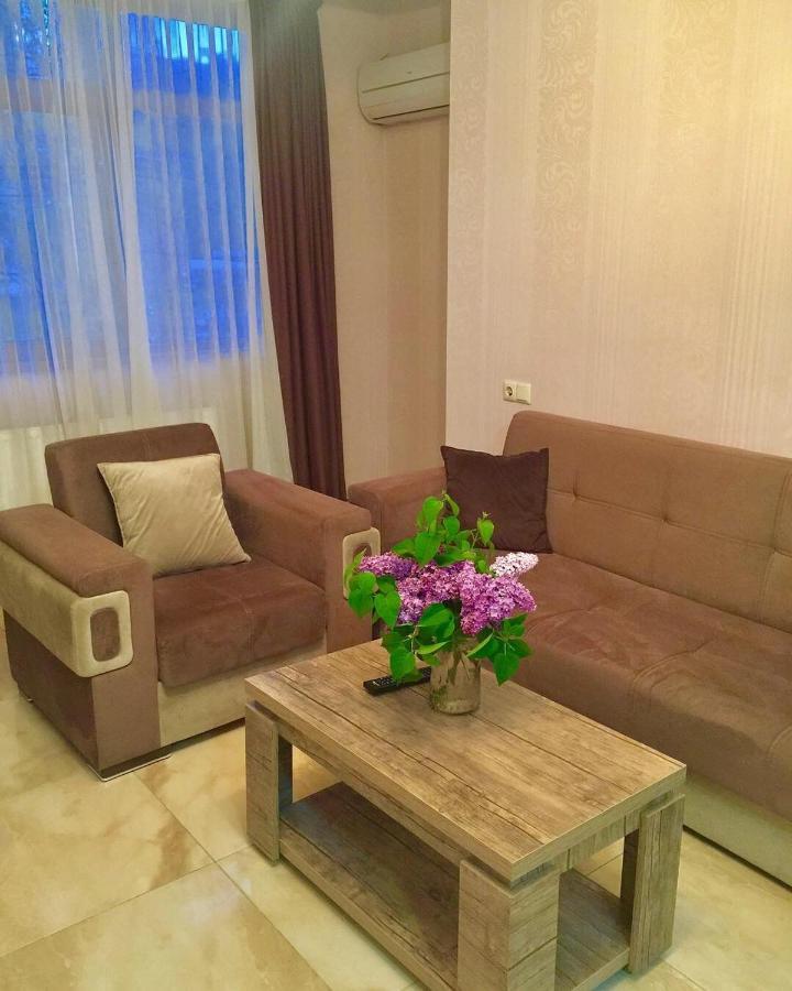 Mg Apartments In Tbiliszi Kültér fotó